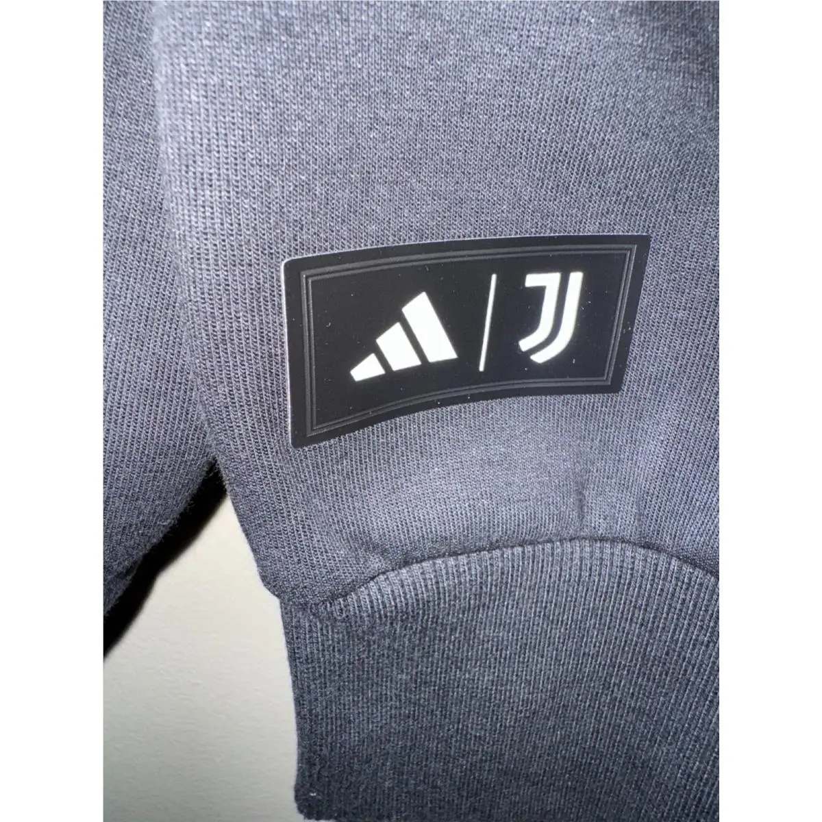 Adidas clothing - Black 2