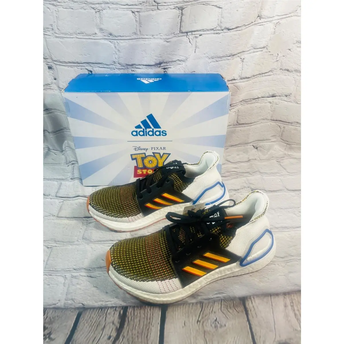 Adidas Ultraboost 19 J Toy Story 4 Woody White Black Gold EF0934 Youth Size 6.5