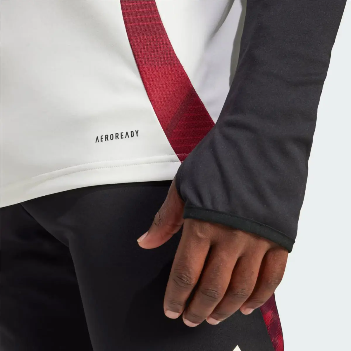 Adidas clothing - MUFC TR TOP - MUFC TOP - JE3737 - Off White / Black (UPC: 196476716023) 4