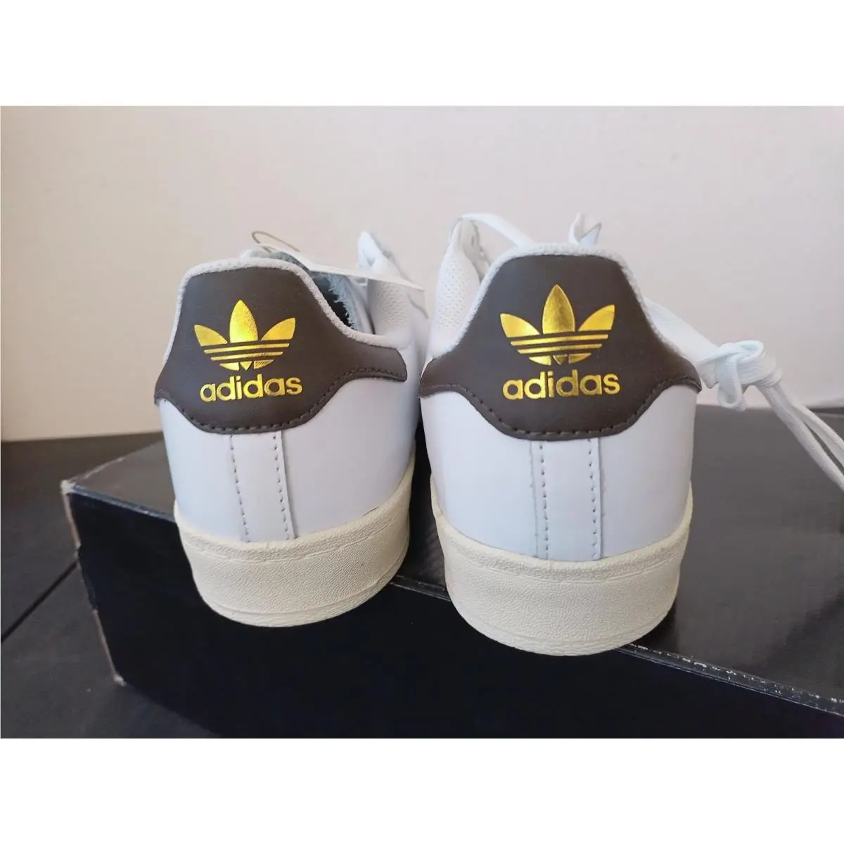 Adidas shoes - White (UPC: 195734840814) 0