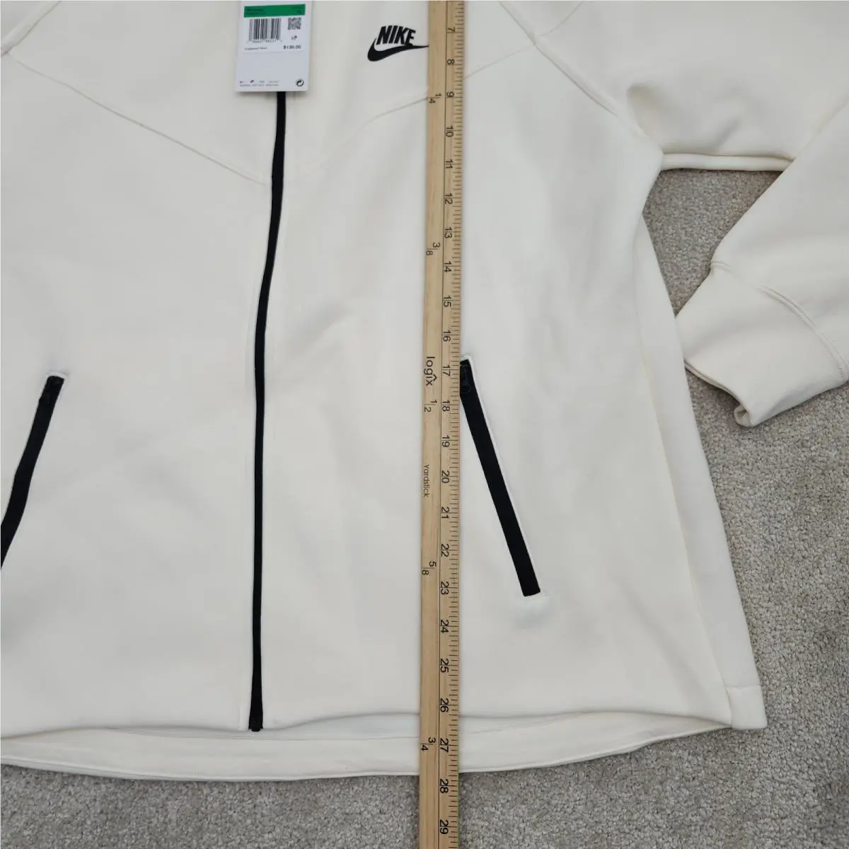 Nike clothing - Ivory 5