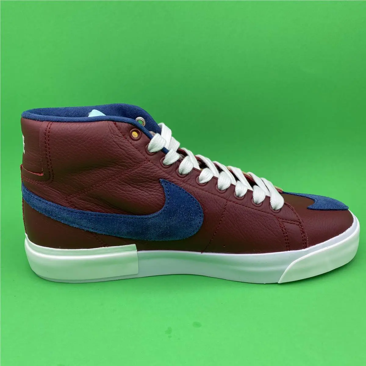 Nike shoes - Red Navy Light Dew 3