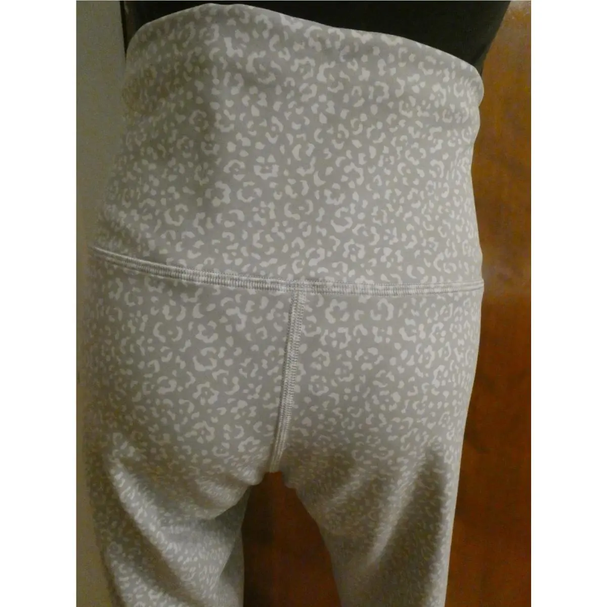 Lululemon clothing - Gray/Black 14