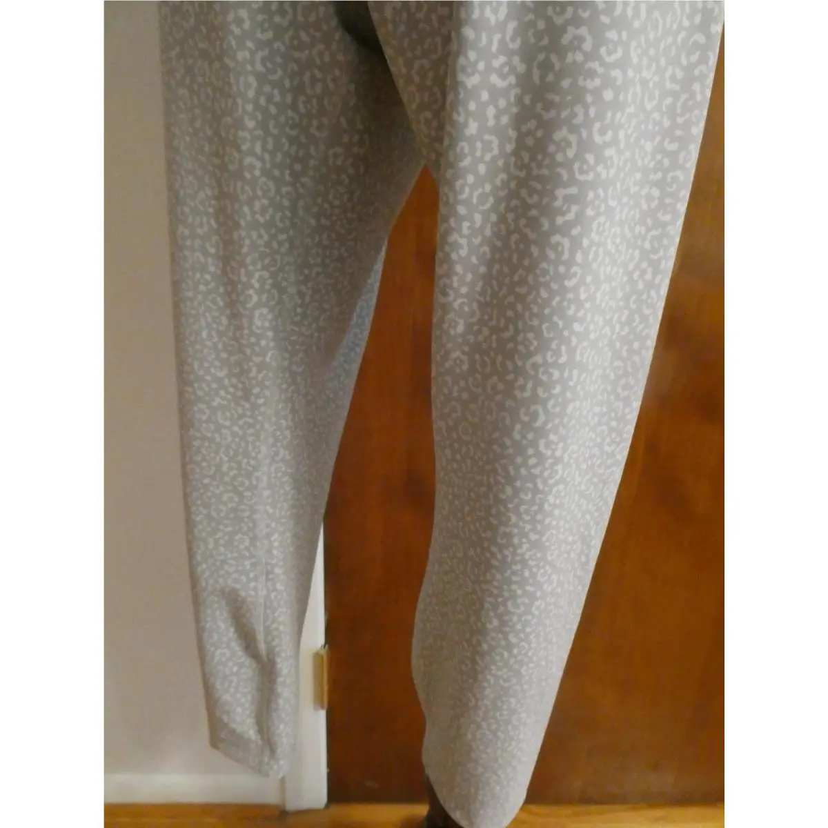 Lululemon clothing - Gray/Black 7