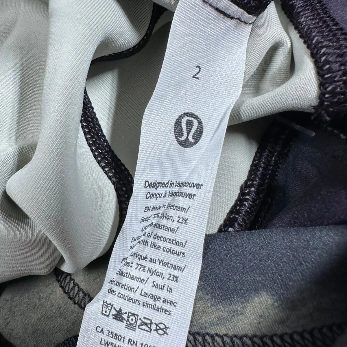 Lululemon clothing - Black 4