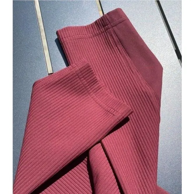 Lululemon clothing - maroon 7