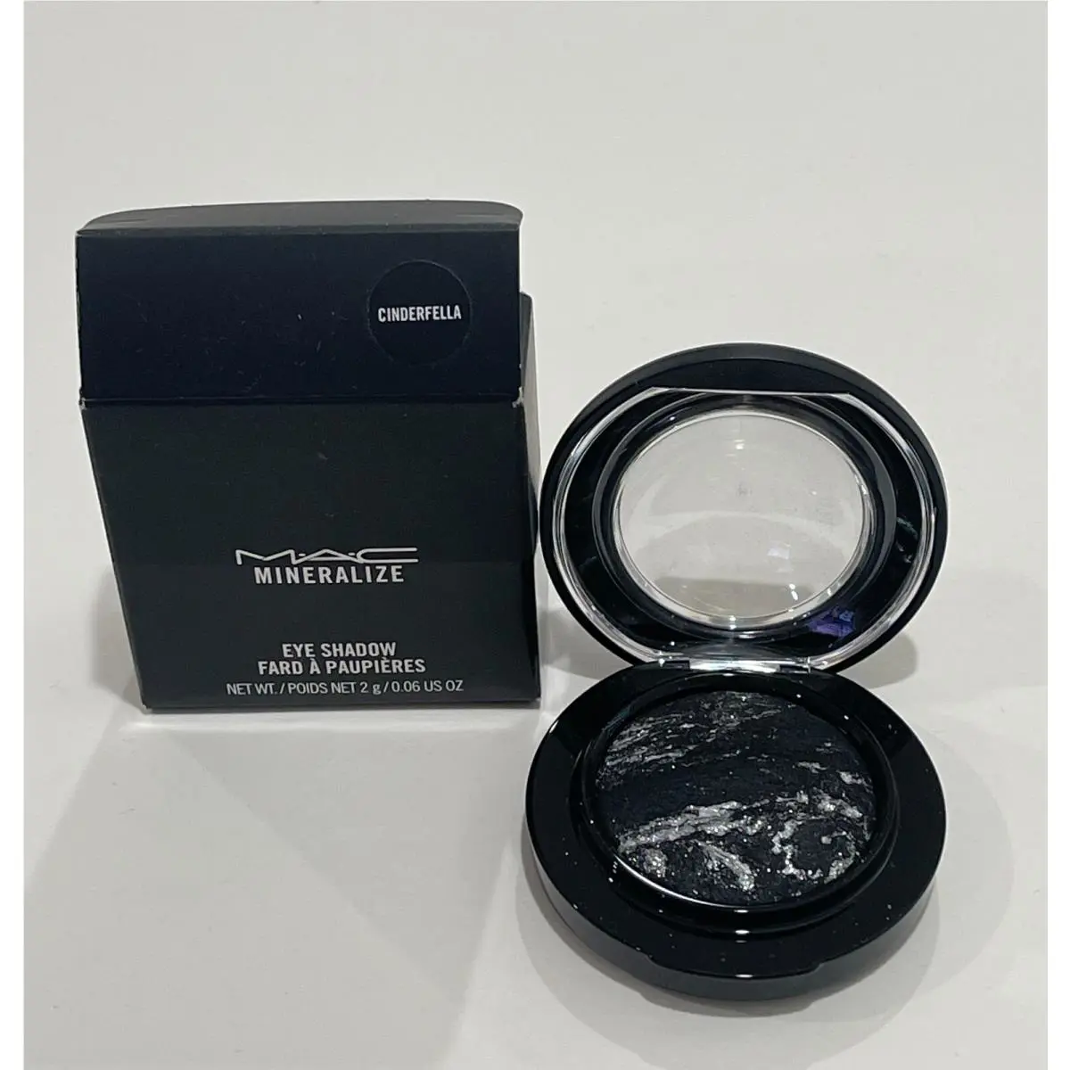 Mac Mineralize Eye Shadow - Cinderfella - .06 oz / 2 g