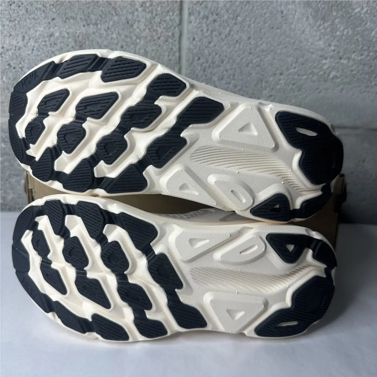 Hoka shoes - hoka one one clifton 10 - 1162030-STLLR - Gray 3