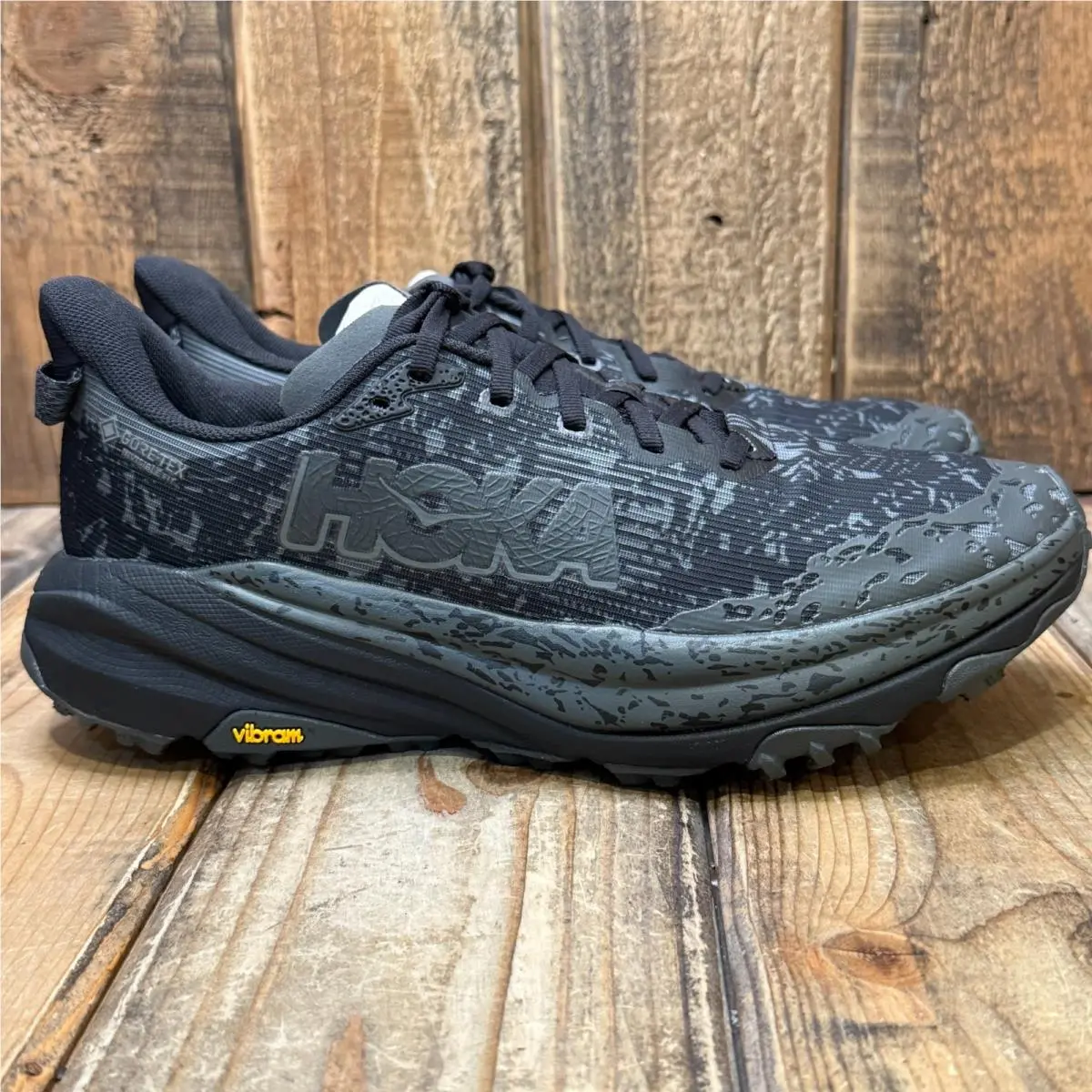 Hoka shoes - Hoka One One Speedgoat 6 - 1155150-BCKT - Black 0