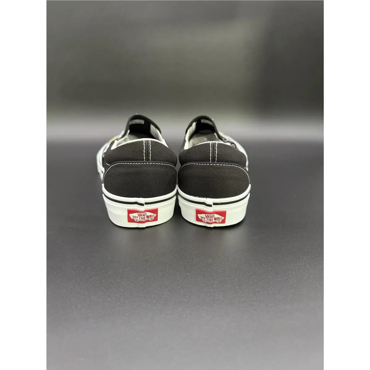 Vans shoes - VANS Classics - Classics - VN0009Q7BMX - White 7
