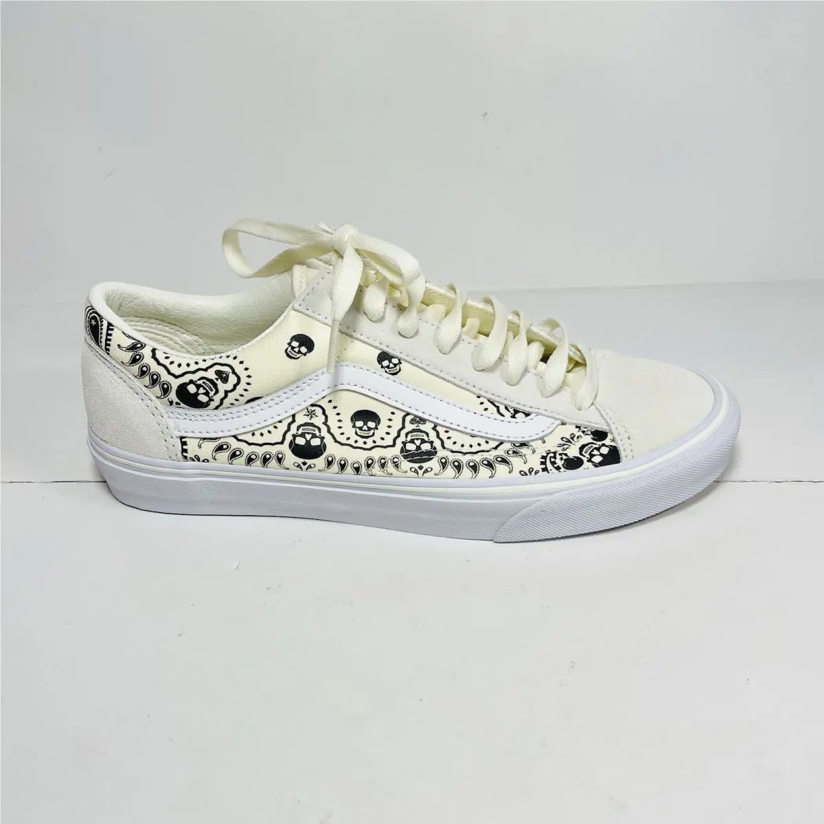 Vans shoes - VANS Style 36 - Style - VN0A54F642S - Off-White/Black (UPC: 194902663491) 1