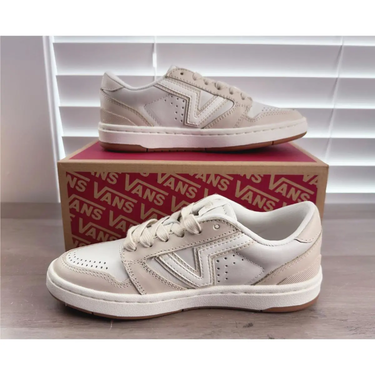 Vans shoes - VANS Lowland 2.0 - Lowland - VN000D6RBPH - Marshmallow White/True 0