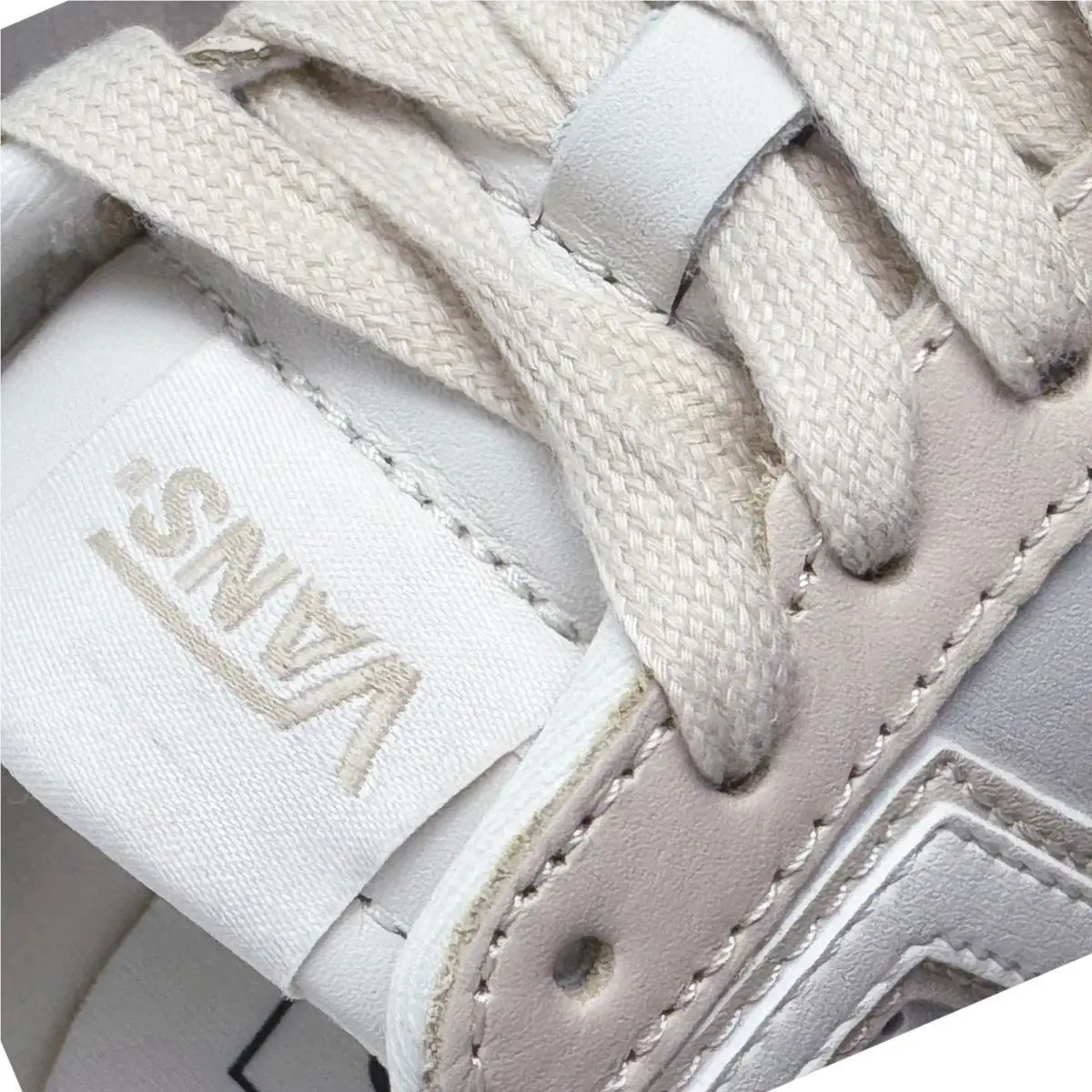 Vans shoes - VANS Lowland 2.0 - Lowland - VN000D6RBPH - Marshmallow White/True 5
