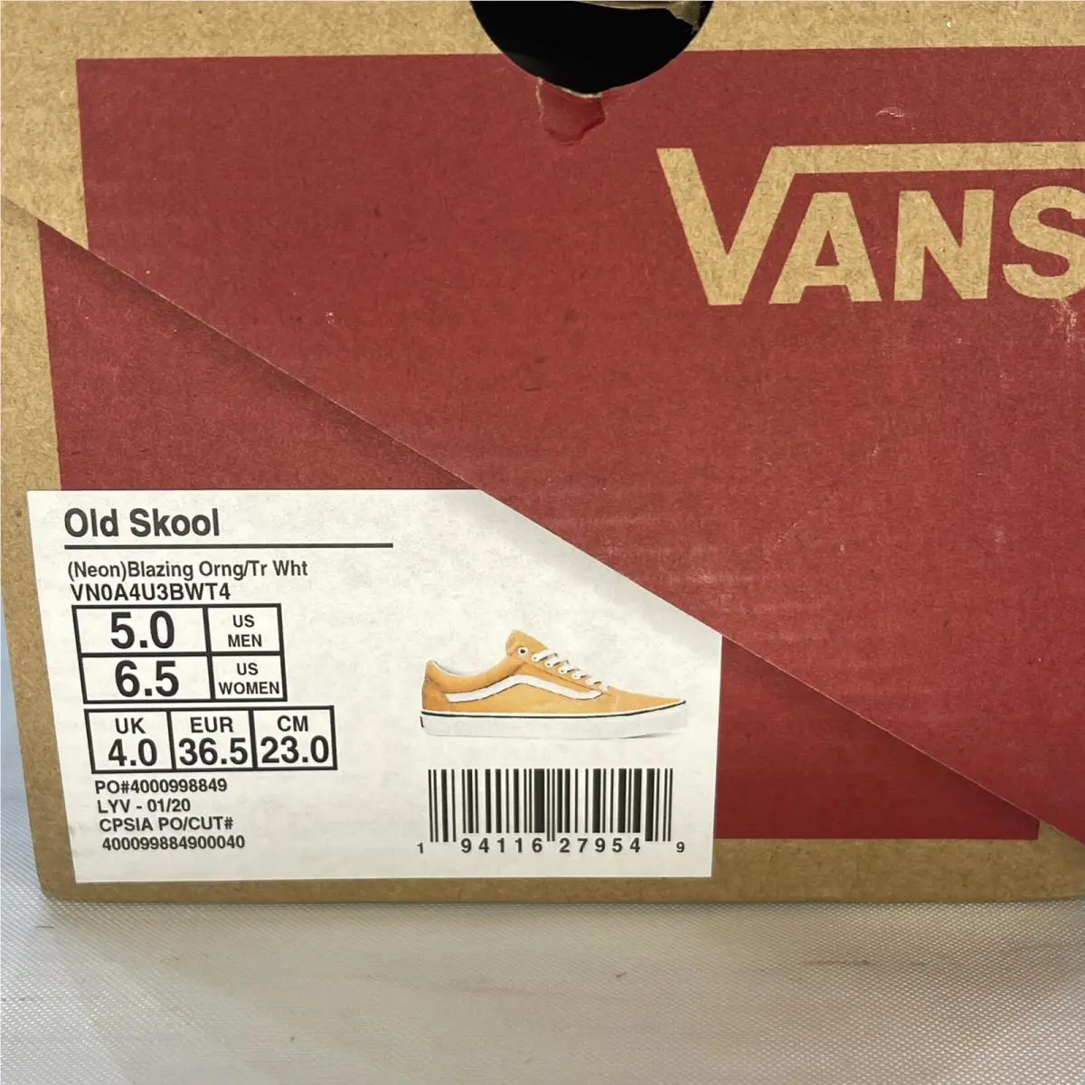 Vans shoes - VANS Off The Wall - Off The Wall - VN0A4U3BWT4 - Orange, Manufacturer: Neon Blazing Orange / True White 9