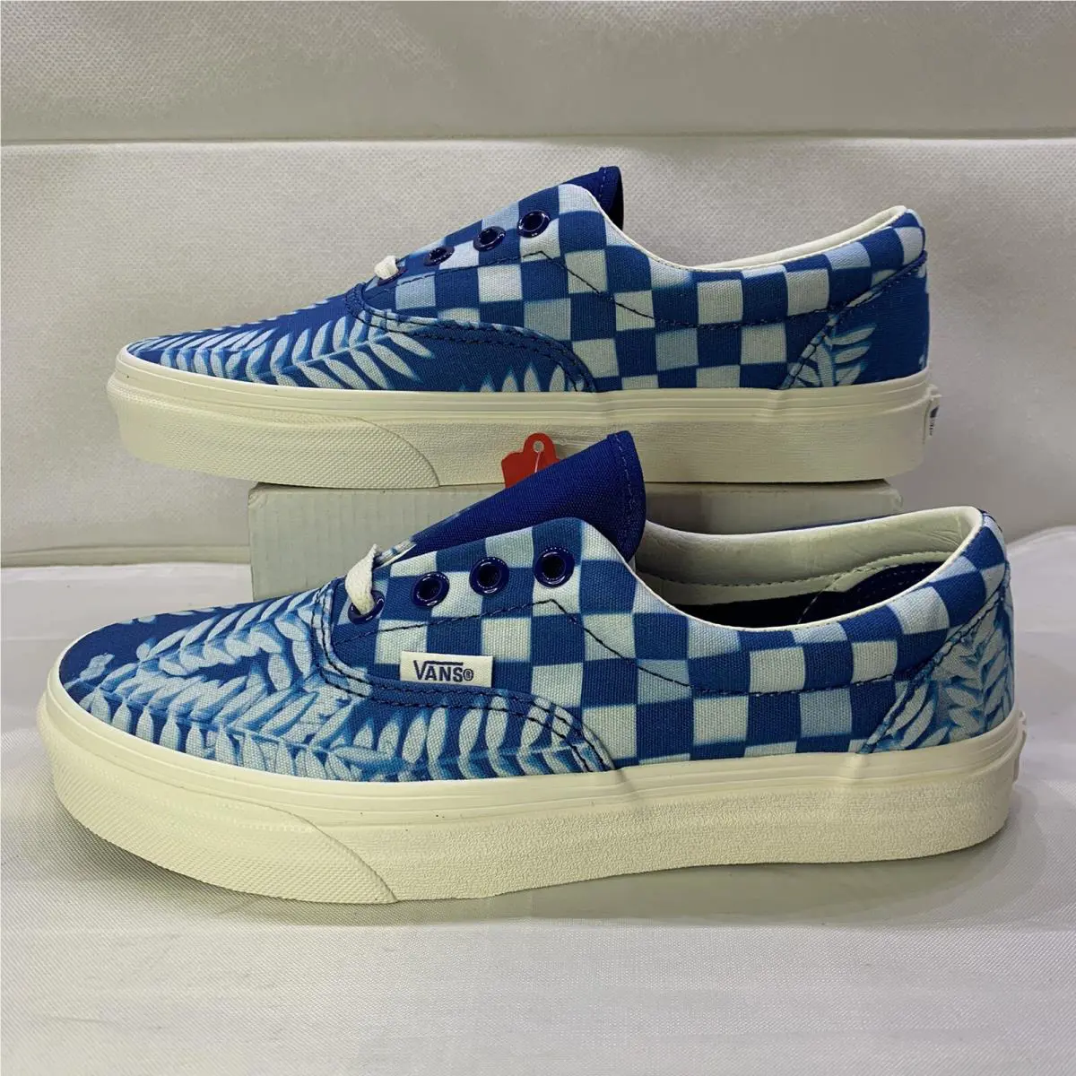 Vans shoes - VANS Era - Era - Blue, Manufacturer: Solar Floral / True Blue / Marshmallow (UPC: 0194116293491) 2