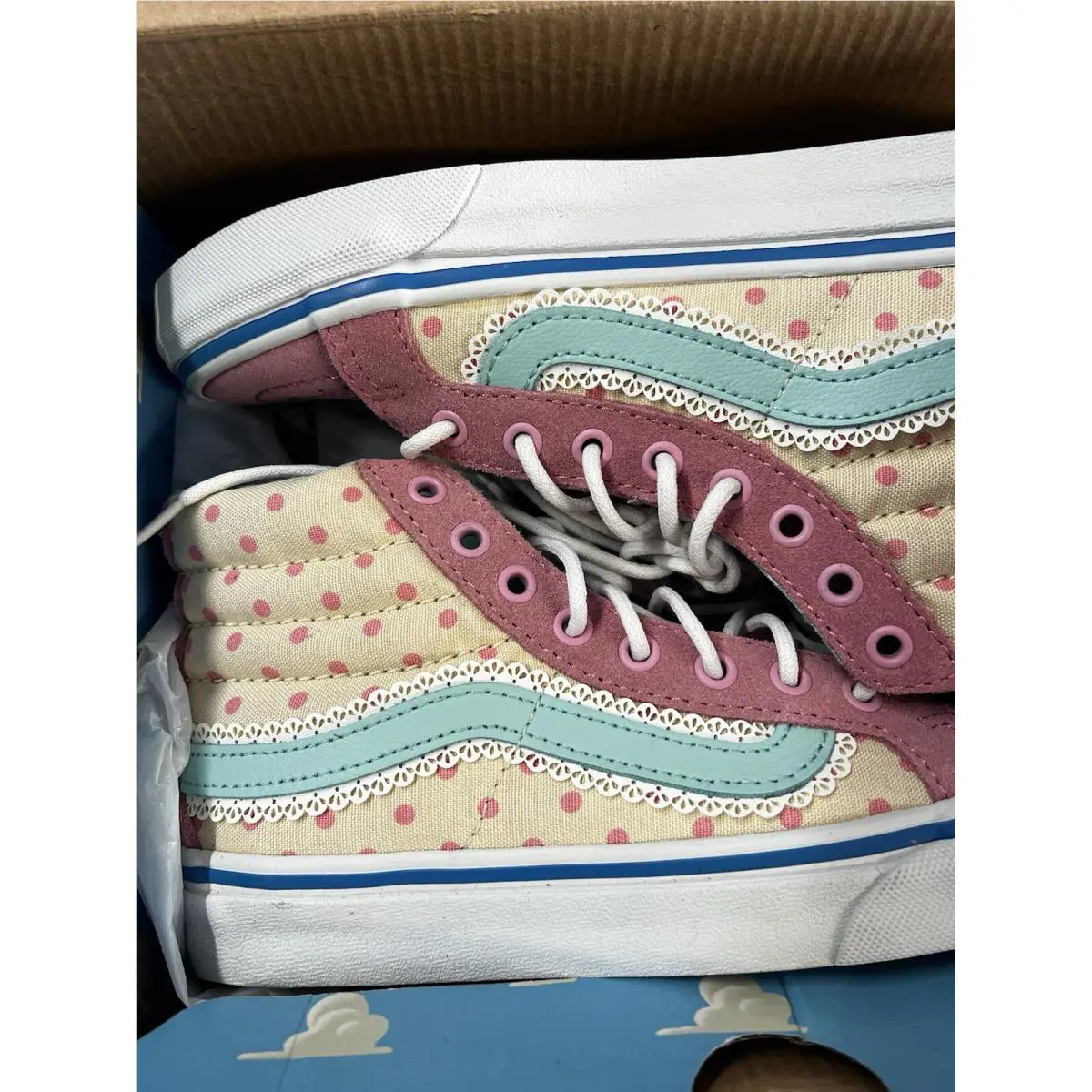 Vans shoes - VANS Sk8-Hi - White (UPC: 190541569477) 1