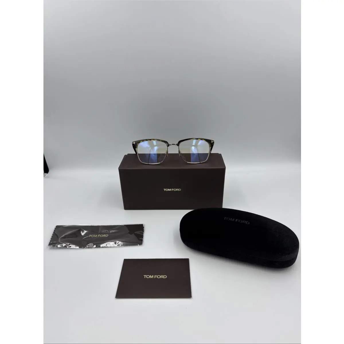 Tom Ford Eyeglasses FT5801-B 052-54