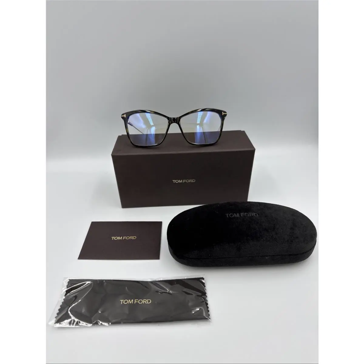 Tom Ford Eyeglasses Frame FT5687 052-56