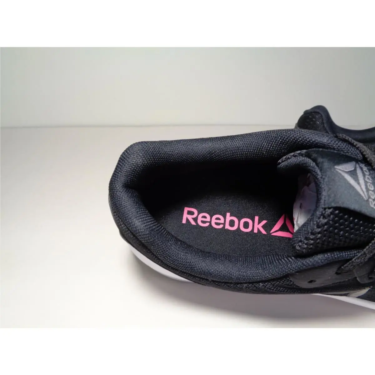 Reebok shoes - Black (UPC: 191526507002) 9