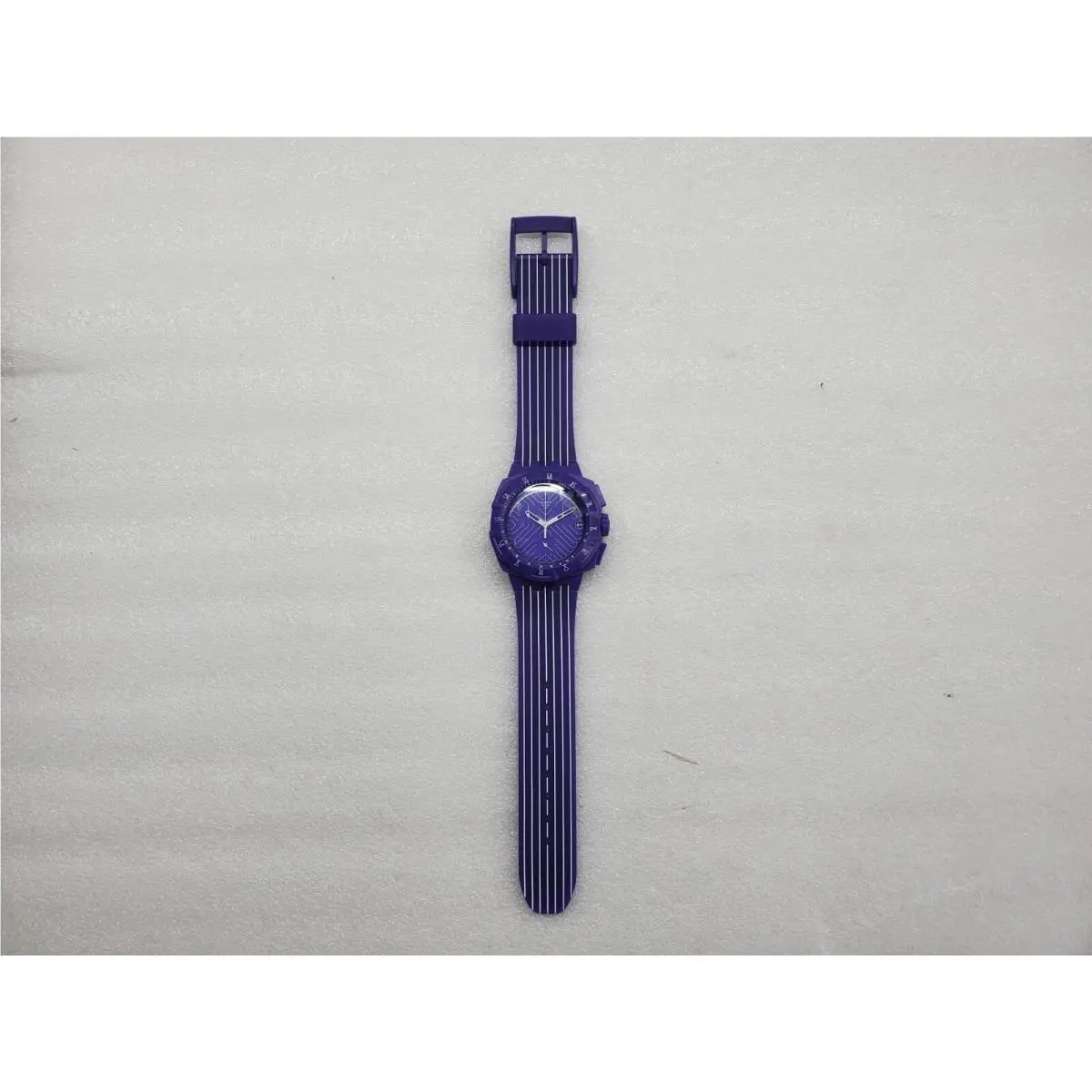 Swatch Chronograph Date Purple Dial Silicone Strap Men`s Watch SUIV401