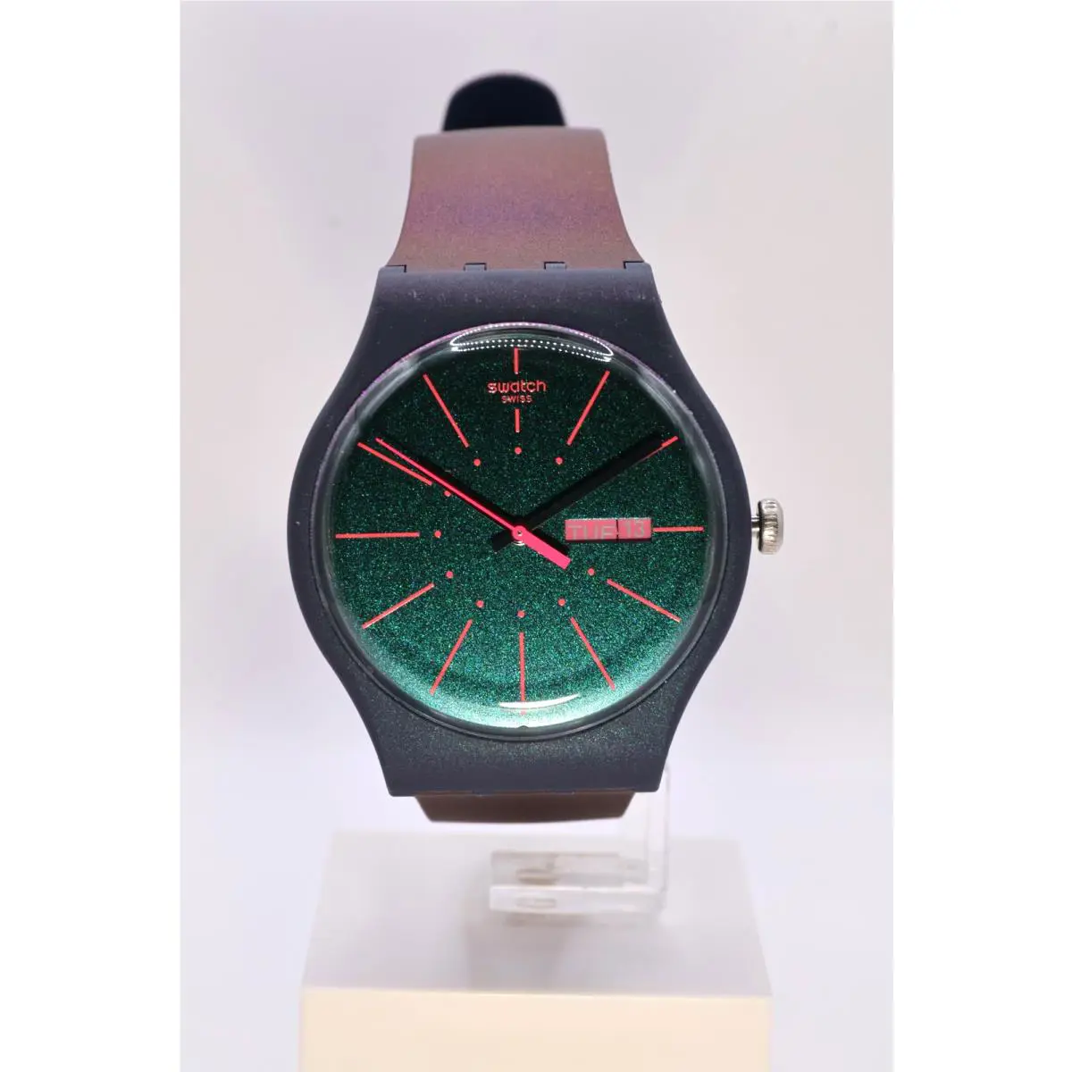 Swiss Made Swatch Gentlemen SUON708 41mm Silicone Iridescent Dark Blue