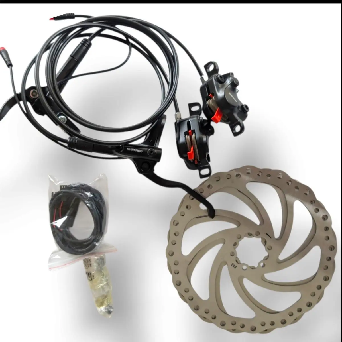 Shimano  - MT200 - MT200 - Black, Silver 3