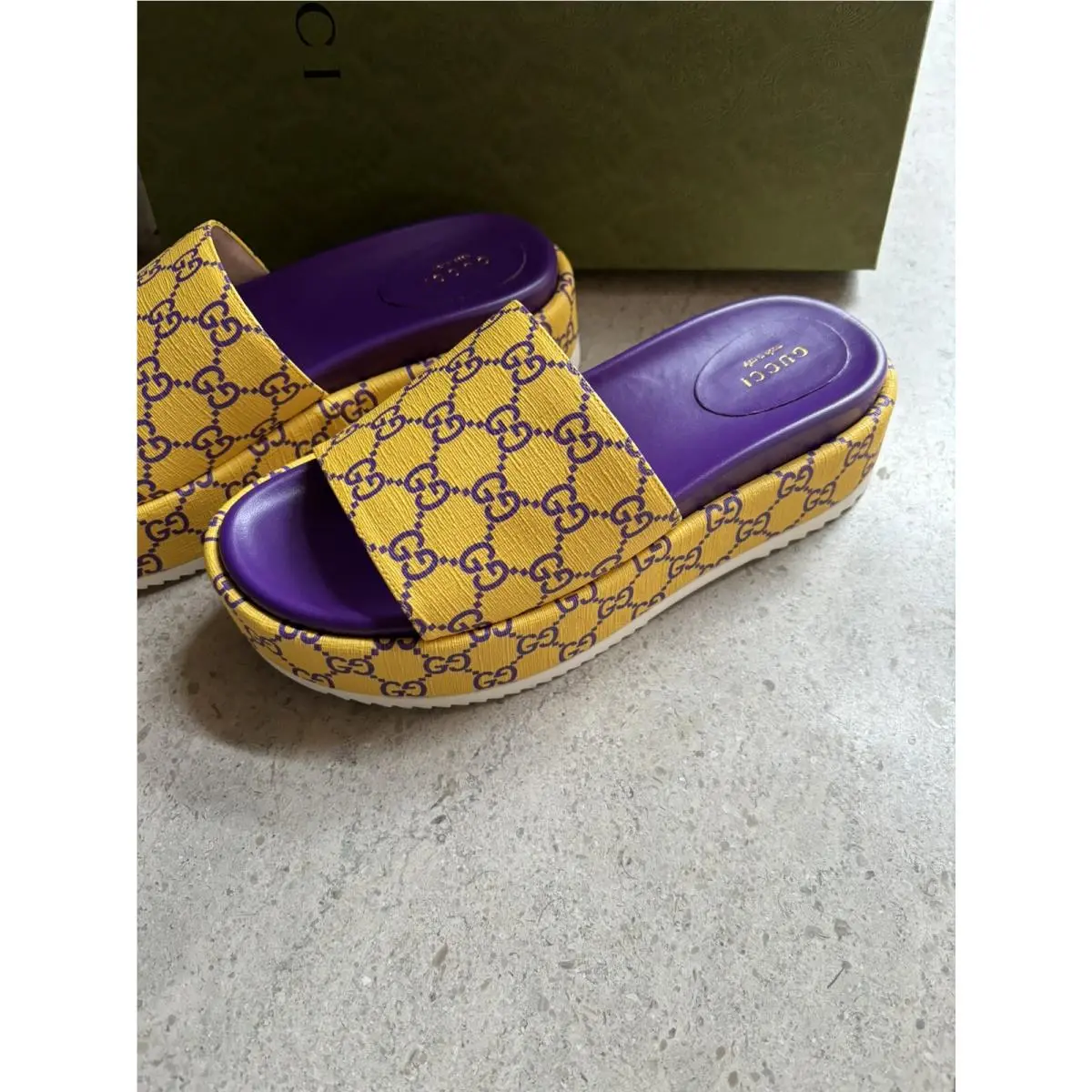 Shoes Angelina GG Supreme Platform Slide US 9 by Gucci