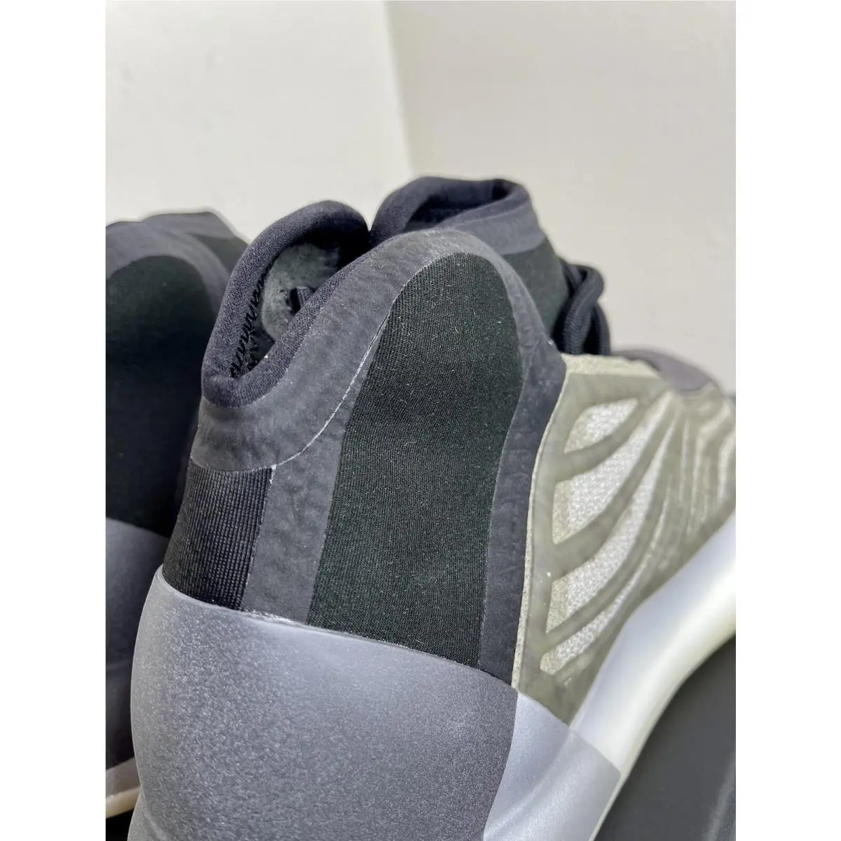 Adidas shoes - adidas Yeezy QNTM - Yeezy QNTM - H68771 - Multicolor 4