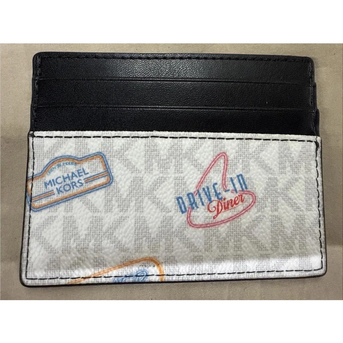 Michael Kors Cooper Printed Signature Logo Card Case Drive-in Diner Optic White