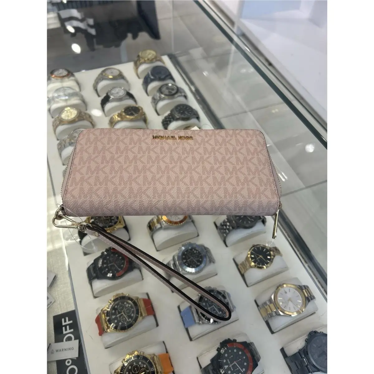 Michael Kors Large Clutch Long Wallet Wristlet Pink MK Signature Phone Holder