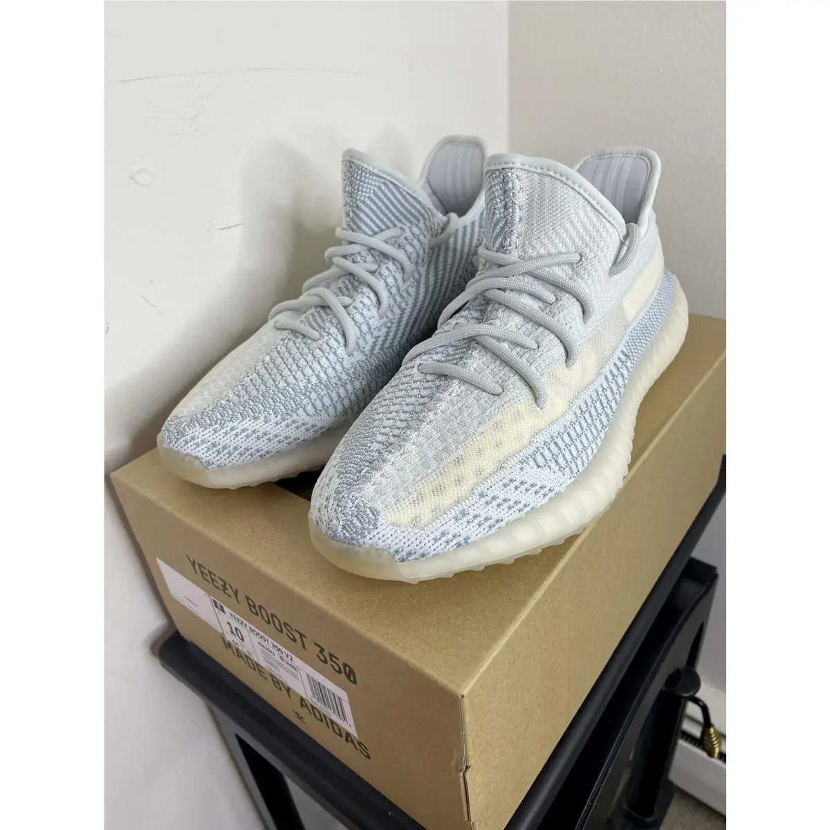Adidas Yeezy Boost 350 V2 Cloud White FW3043 Size 10 Ships Out Same Day