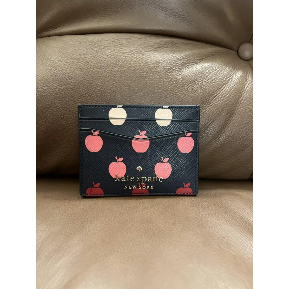 Kate Spade New York Slim Card Holder with Apple Orchard Design ￼