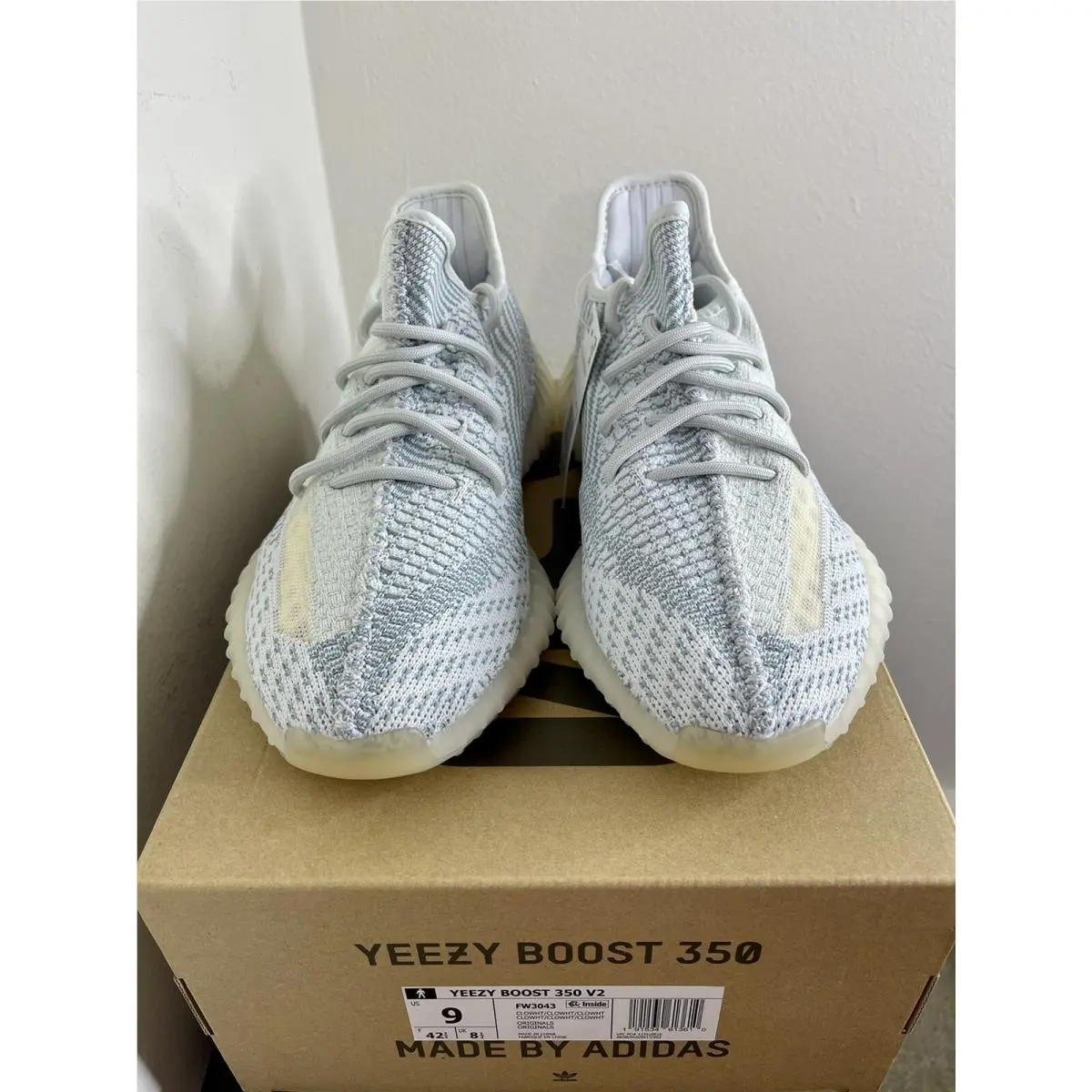 Adidas shoes - adidas Yeezy Boost 350 V2 - White 0