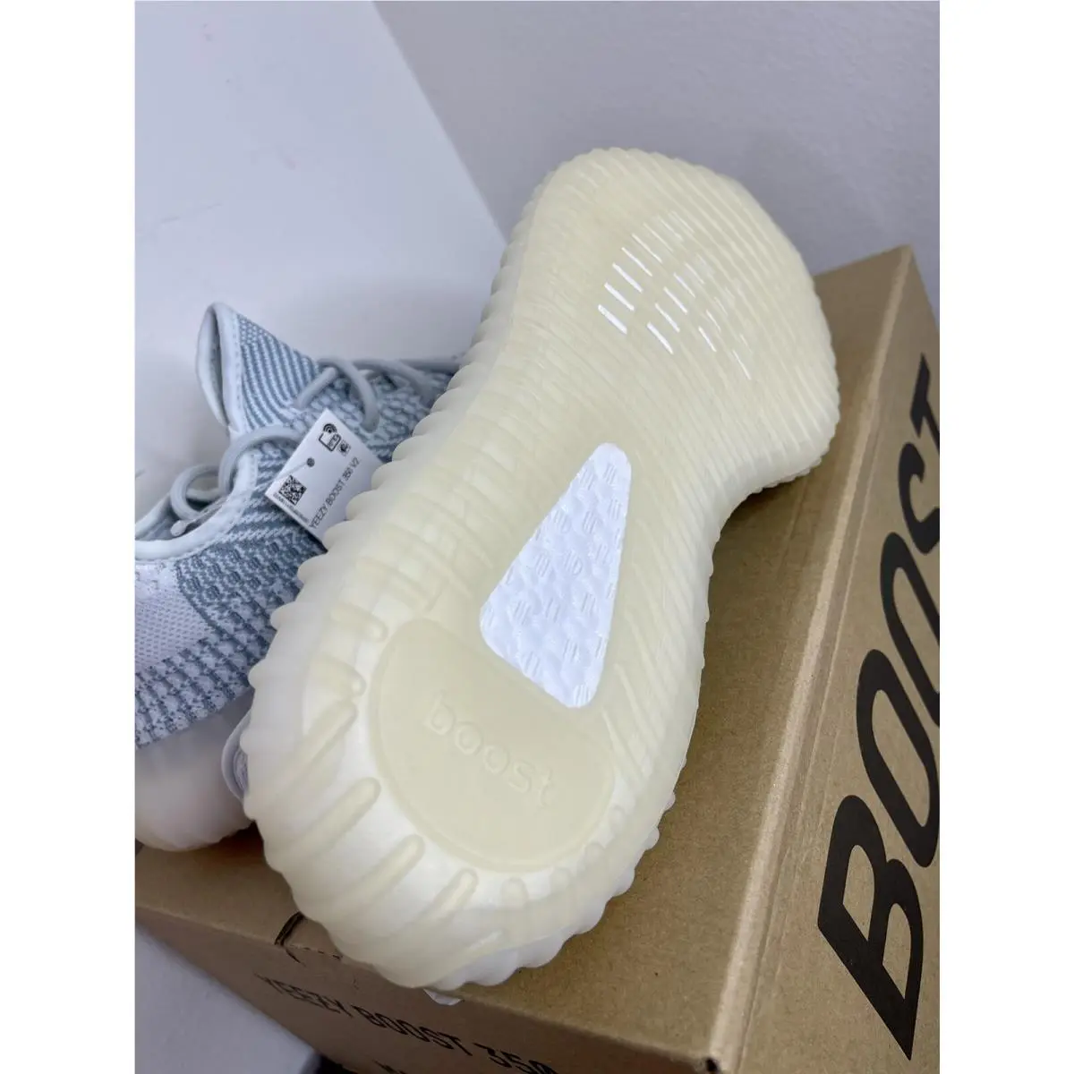Adidas shoes - adidas Yeezy Boost 350 V2 - White 3