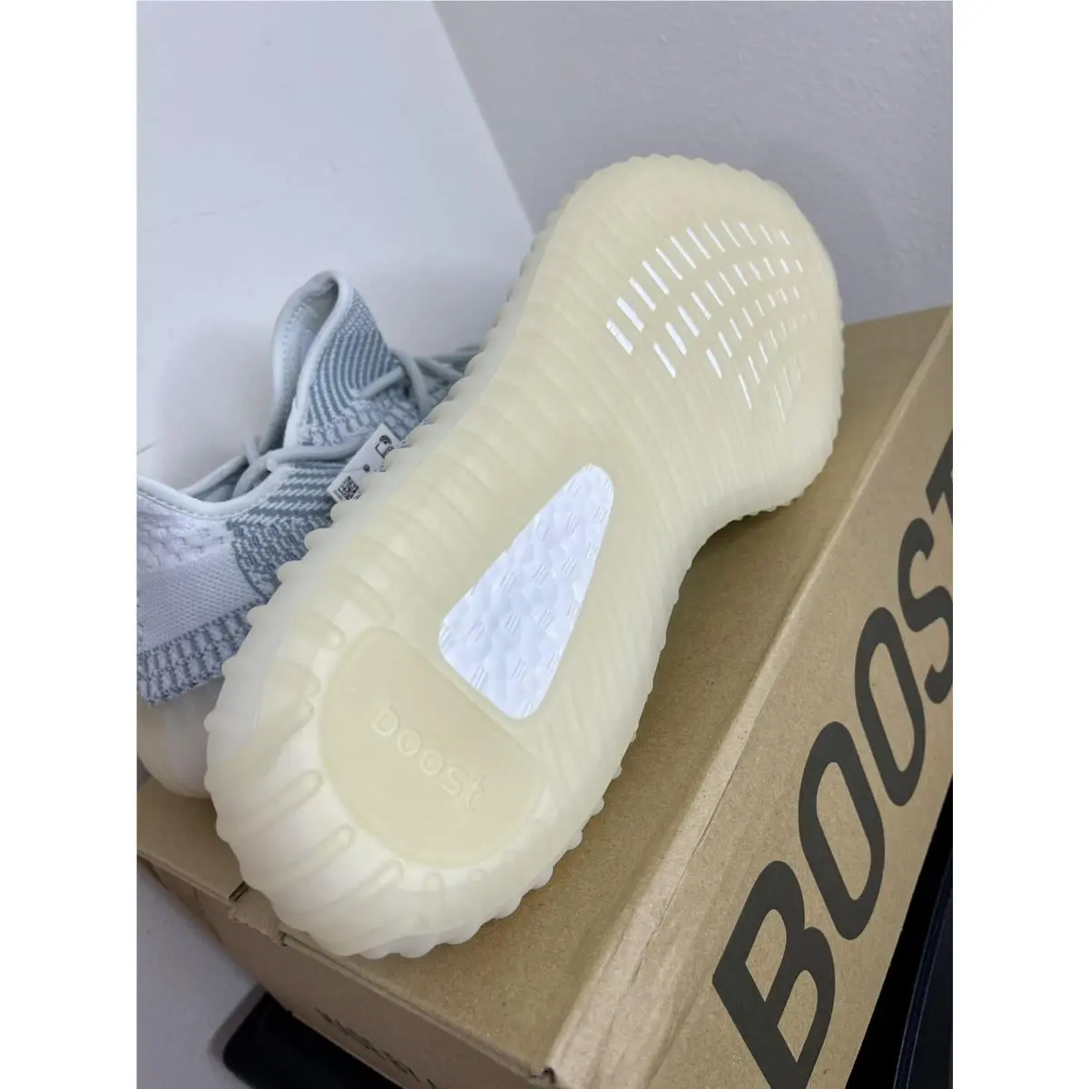 Adidas shoes - adidas Yeezy Boost 350 V2 - White 3