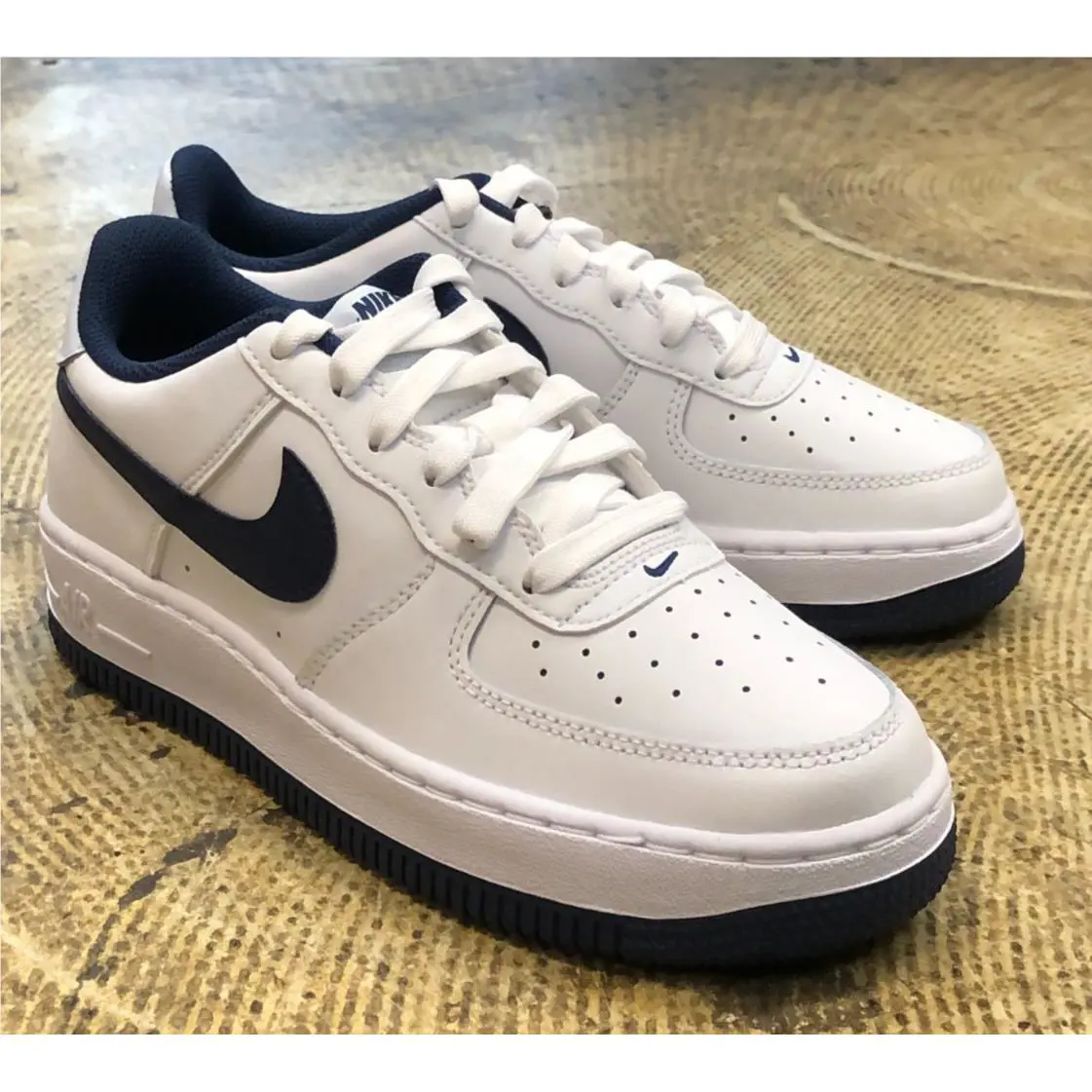 Nike shoes - Nike Air Force 1 GS - White 0