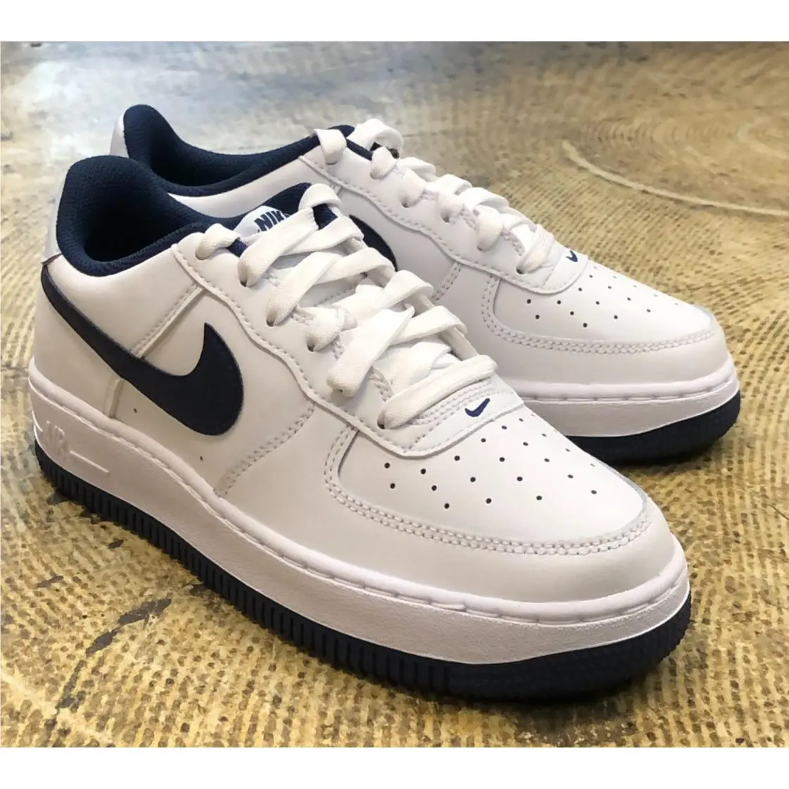 Nike shoes - Nike Air Force 1 GS - White 7