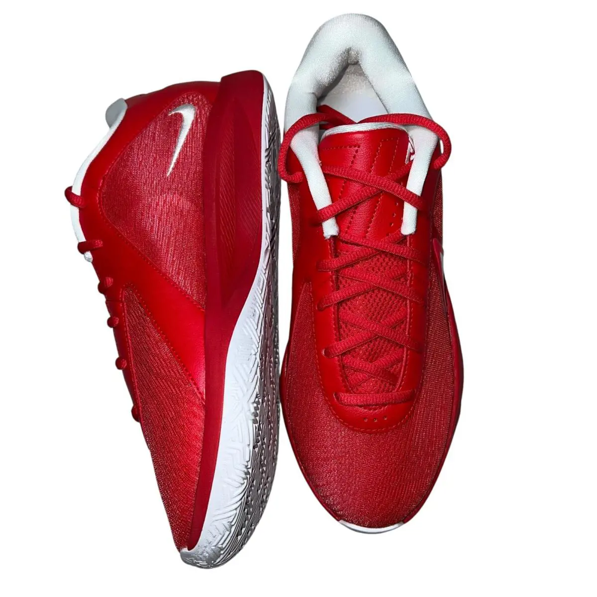 Nike shoes  - University Red/White 5