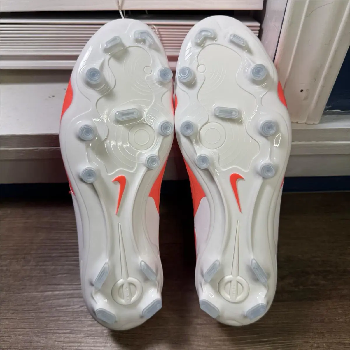 Nike shoes - Nike Legend - Legend - DV4333-800 - White (UPC: 197859004430) 6