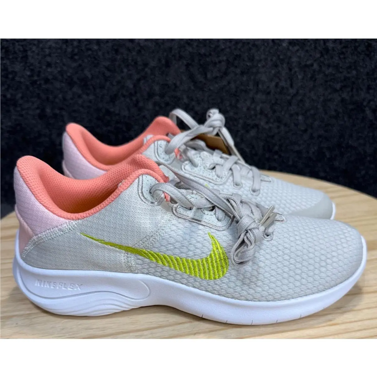 Nike shoes - Nike Flex Run - Flex Run - DD9283-004 - Light Bone/Atomic Green 0