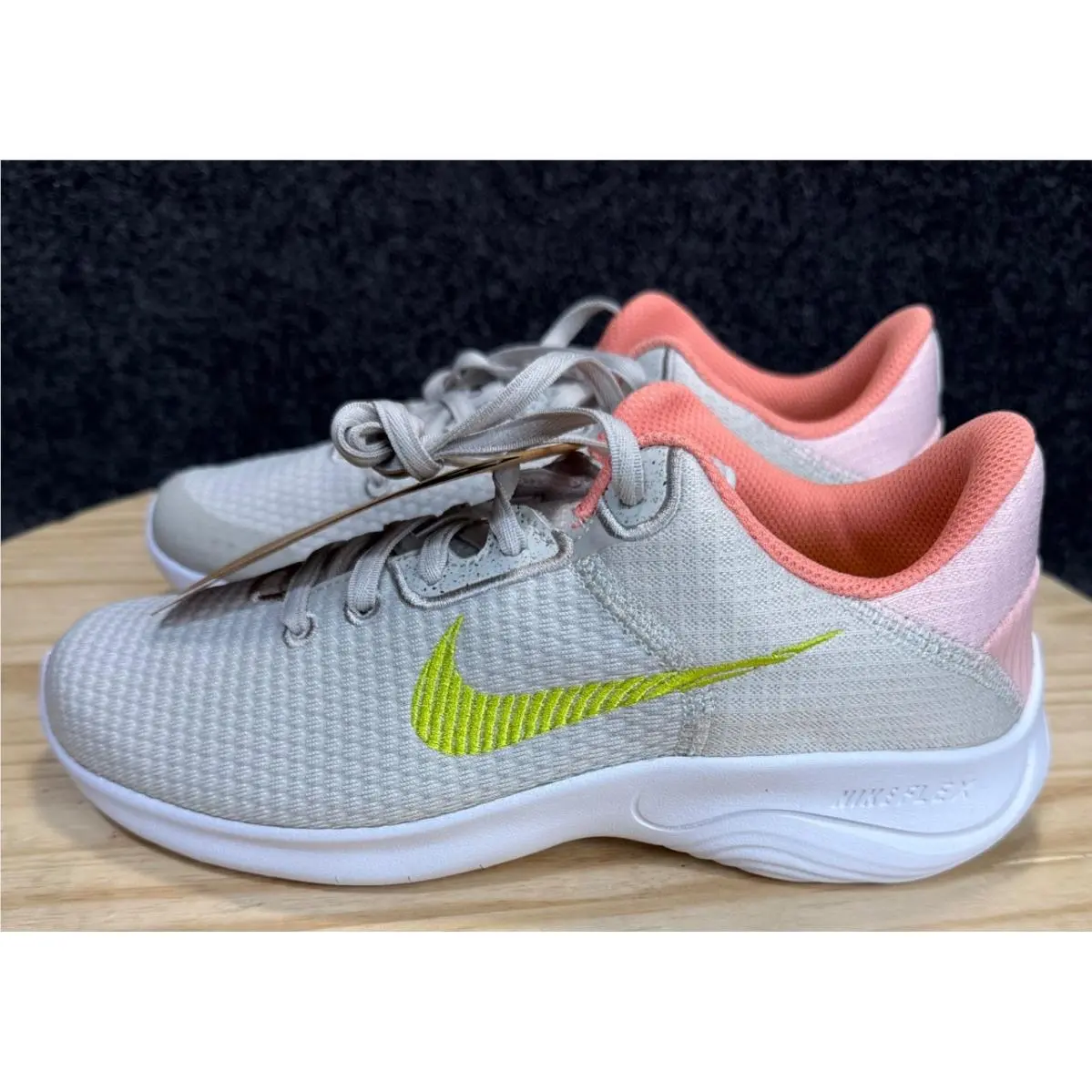 Nike shoes - Nike Flex Run - Flex Run - DD9283-004 - Light Bone/Atomic Green 2