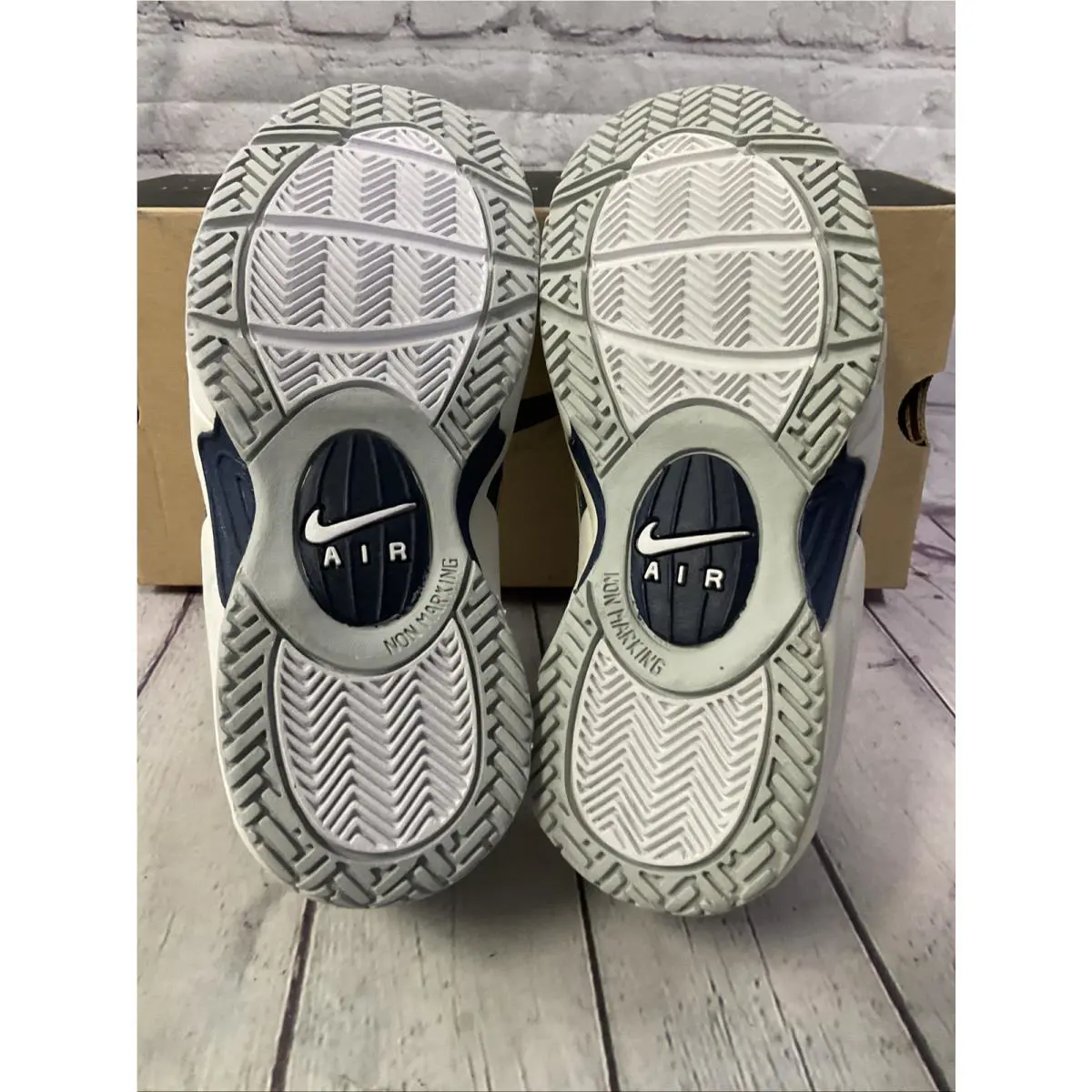Nike shoes - Nike Air Court - Air Court - White 7