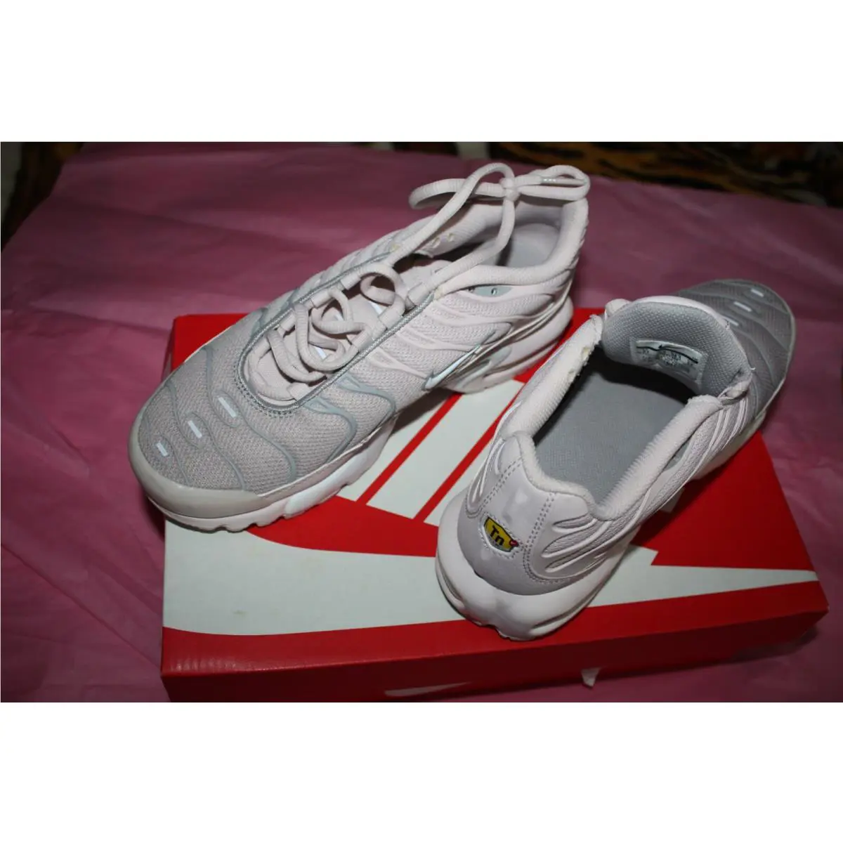 Nike shoes - Nike Air Max Plus - Air Max Plus - White 2