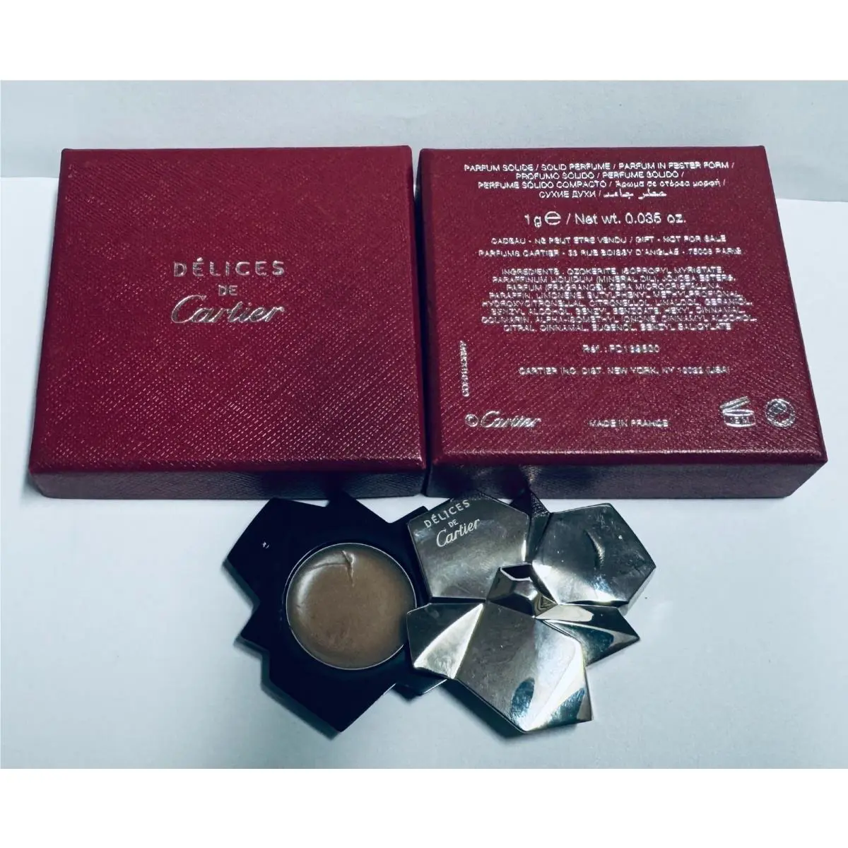 Delices de Cartier Solid Perfum Size :1 g/0.035oz Silver Flower