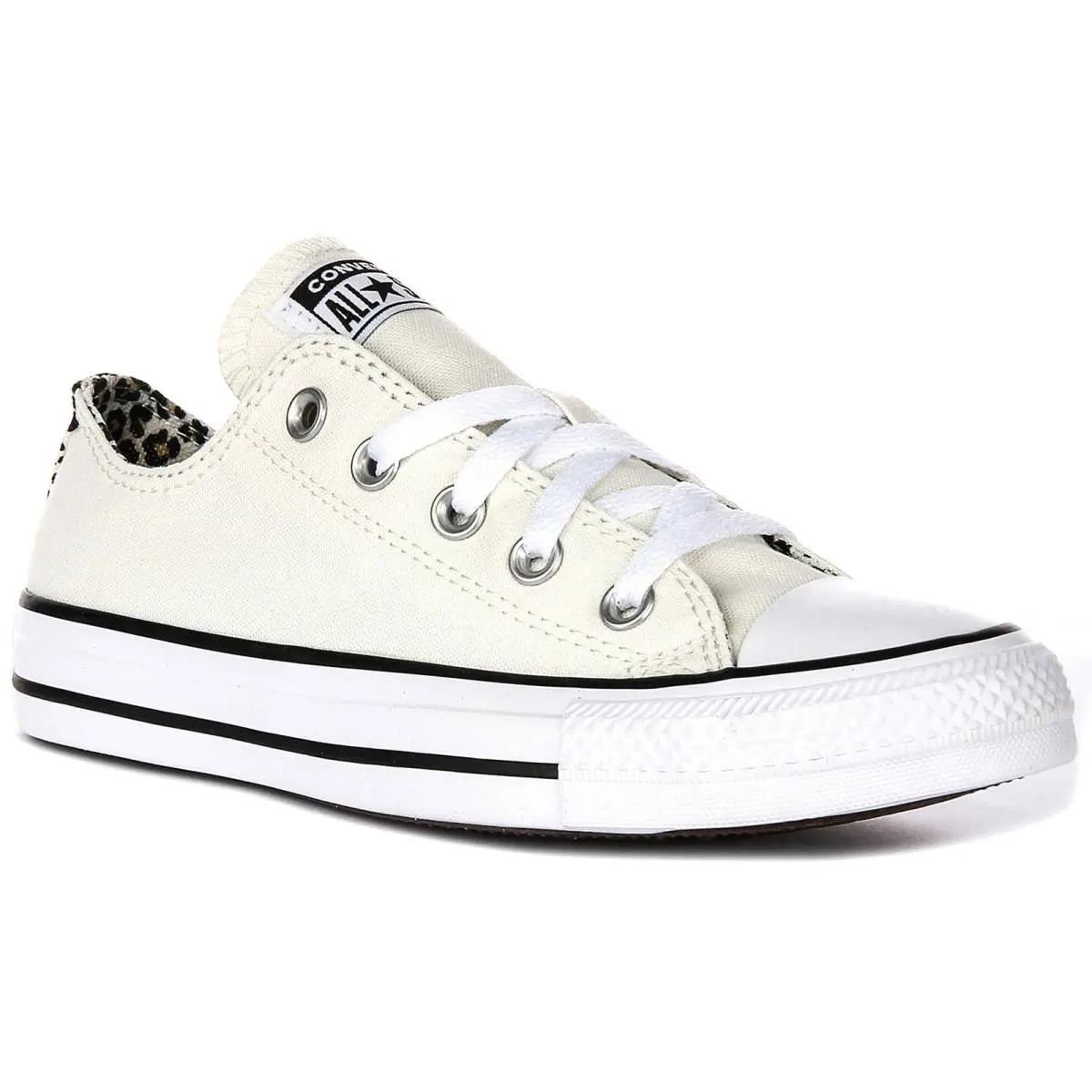 Converse shoes - White 5