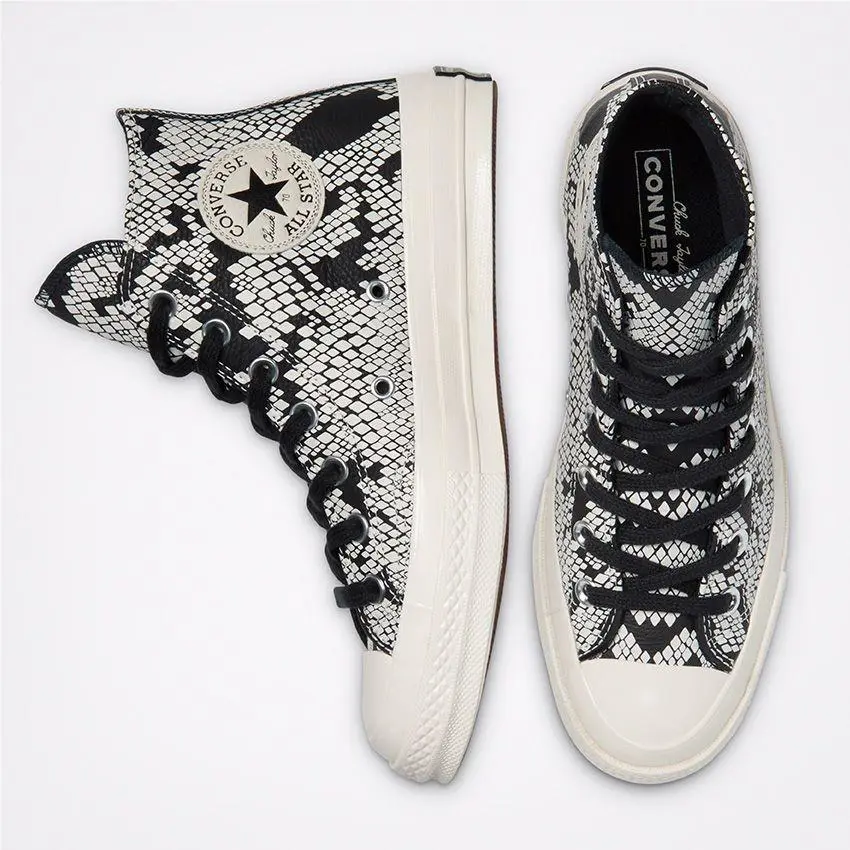 Converse shoes - Black 2