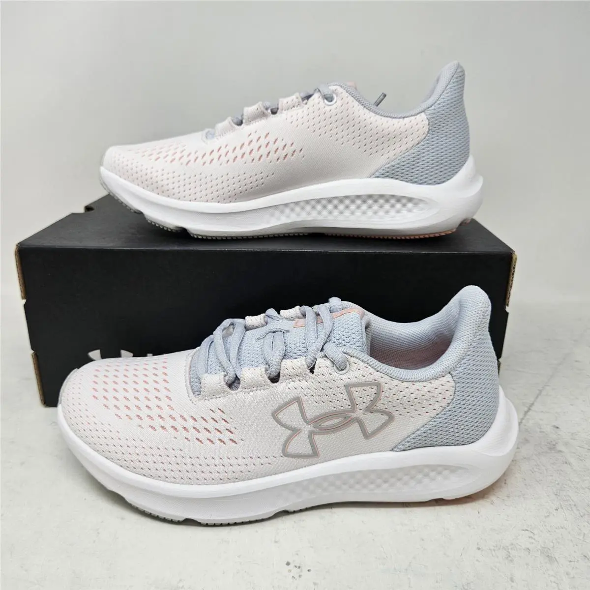 Women`s Under Armour Charged Pursuit 3 BL Athletic Shoes / 3026523-101 / Size 6 - White / Pink Fizz