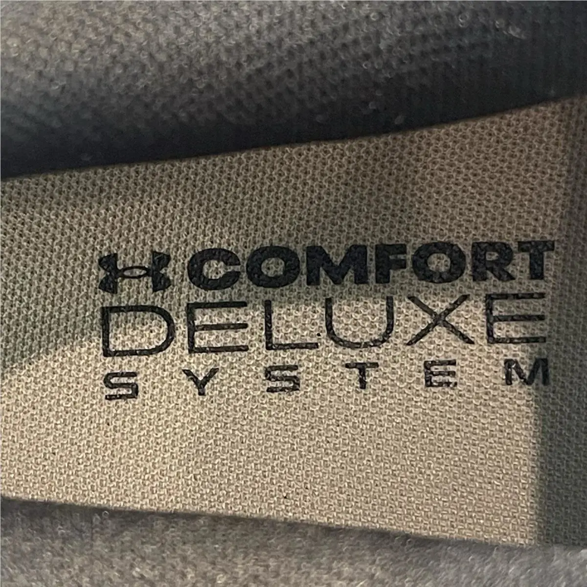 Under Armour shoes - Under Armour Charged Rogue 5 - Beige 5