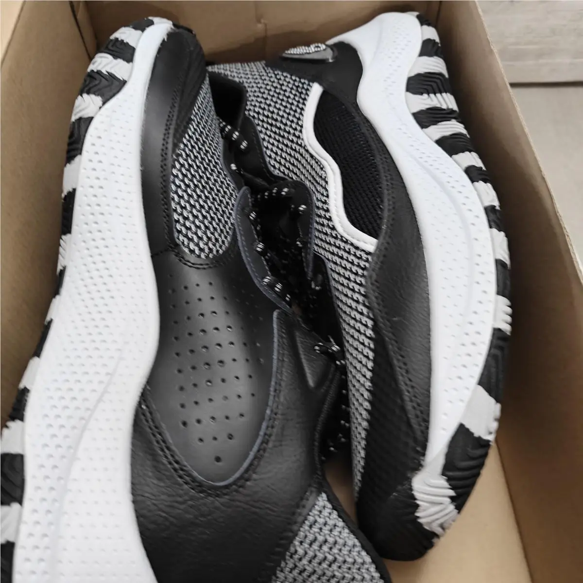 Under Armour shoes - Under Armour Curry 3 - Curry - 3027626-001 - Black 8