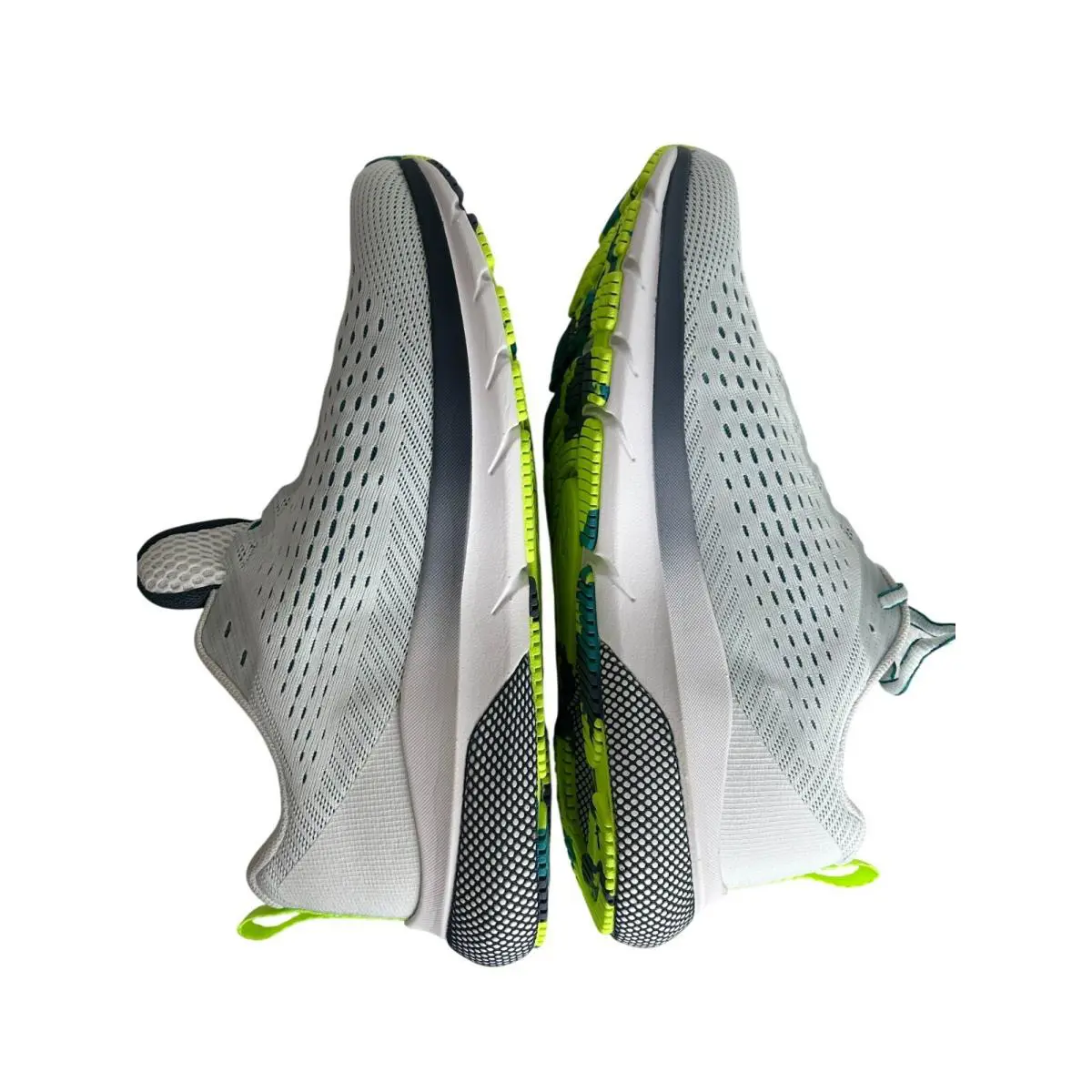 Under Armour shoes - Under Armour UA HOVR Turbulence - 3027028-100 - White 6